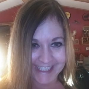 Meet your Posher, Shellie